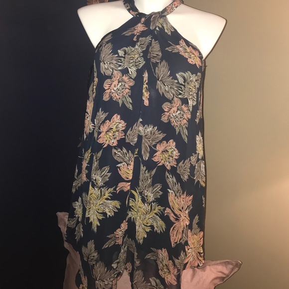 Astr Dresses & Skirts - Navy blue ASTR halter dress